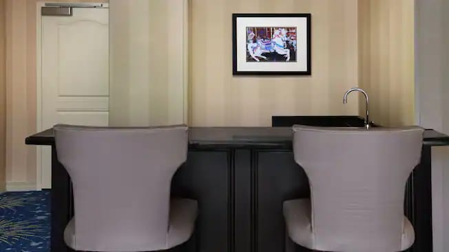 Disneyland Hotel - One Bedroom Family Suite Kitchennette